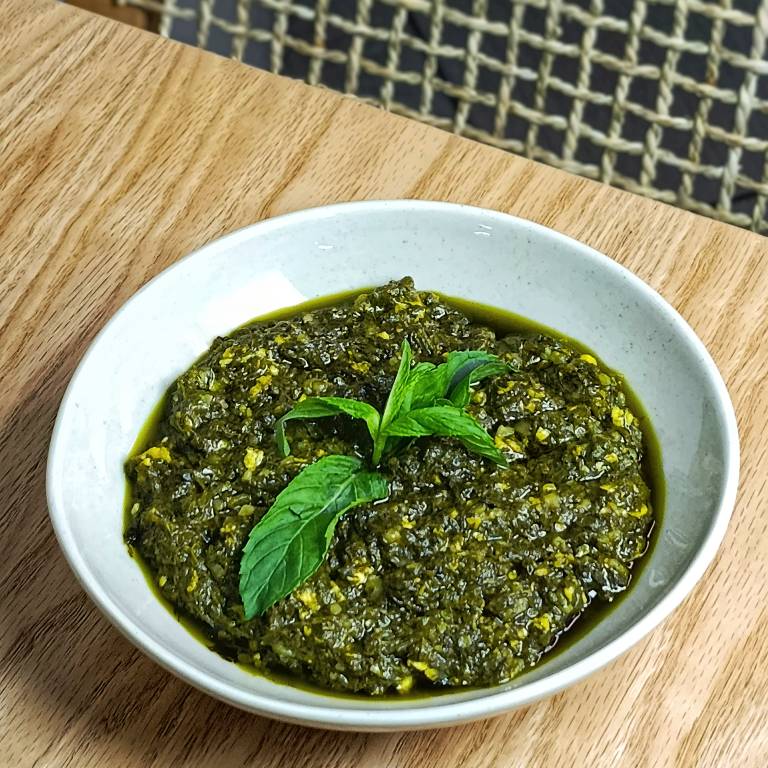 خورشت ترش تره